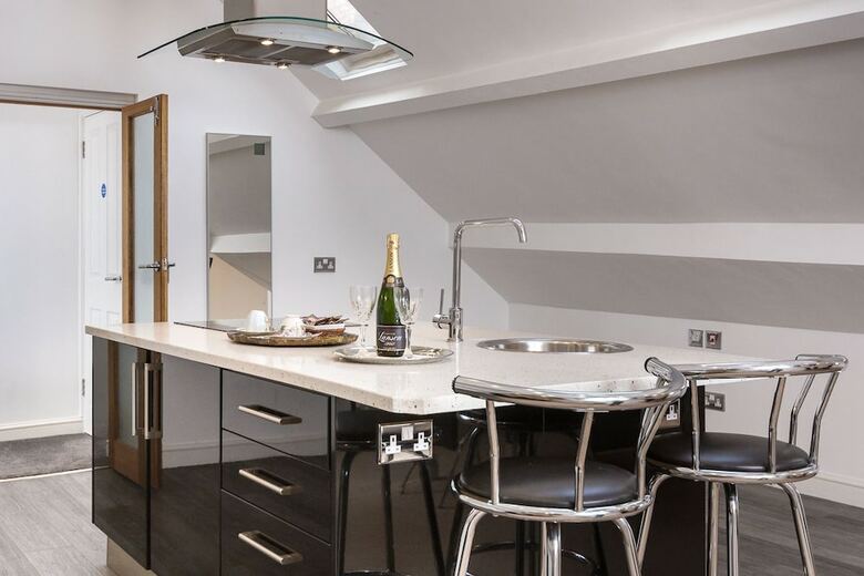 Lincoln House Hotel