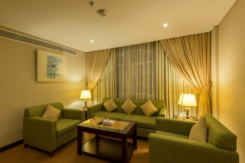 Waves International Hotel