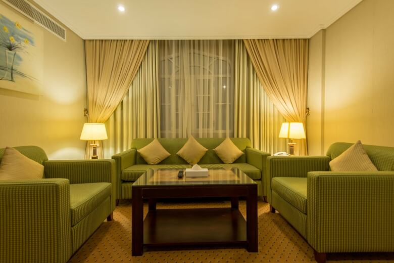 Waves International Hotel