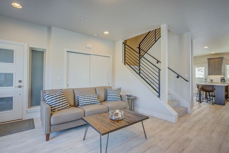 Apartamento Modern Rooftop Patio New-build Townhome In Cos
