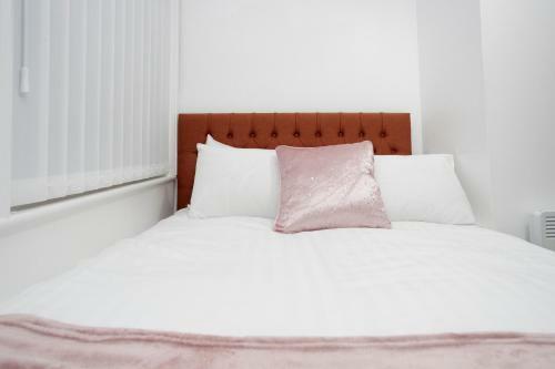 Kirkstall Serviced Apartments Leeds