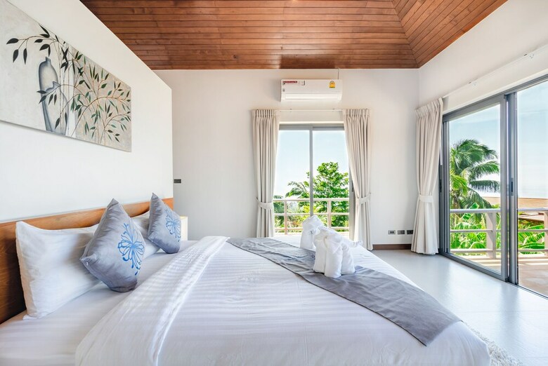 5 Bedroom Sea View Villa Bubbles