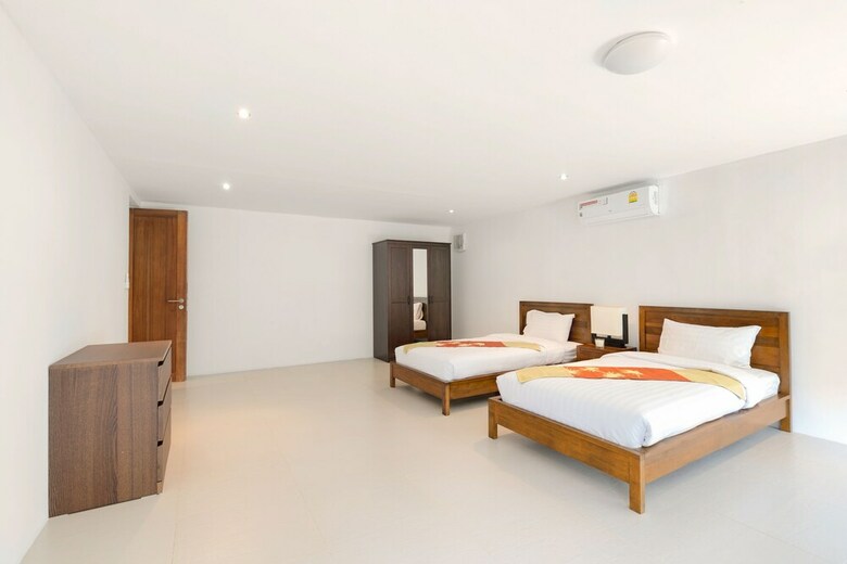 5 Bedroom Sea View Villa Bubbles