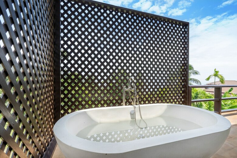 5 Bedroom Sea View Villa Bubbles