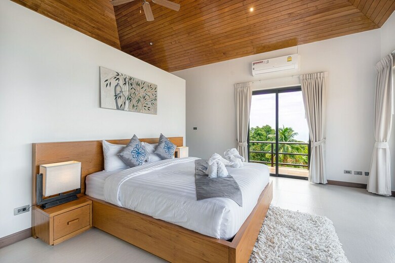 5 Bedroom Sea View Villa Bubbles