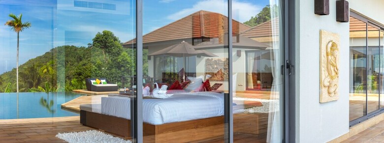 5 Bedroom Sea View Villa Bubbles
