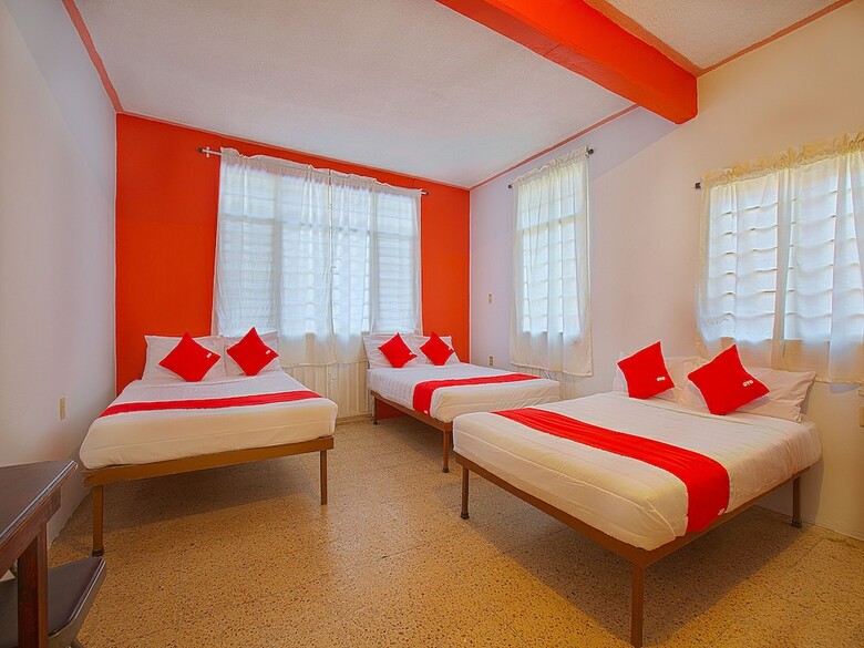 Oyo Hotel Familiar Sosa