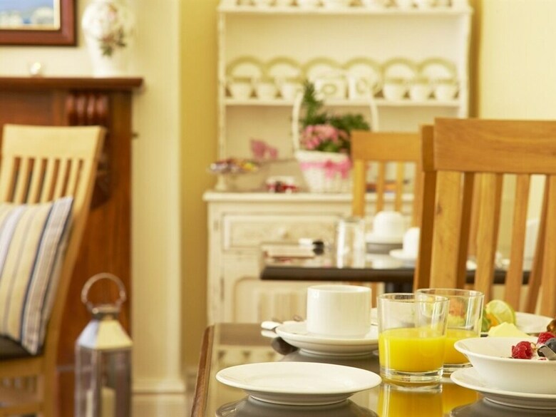 Abbots Leigh Bed & Breakfast