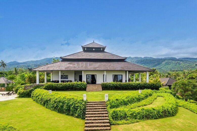 Lovina Residence