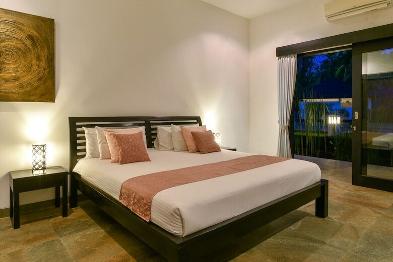 Lovina Residence