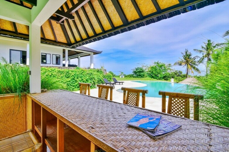 Lovina Residence
