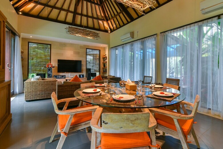 Villa Intan Legian Bali
