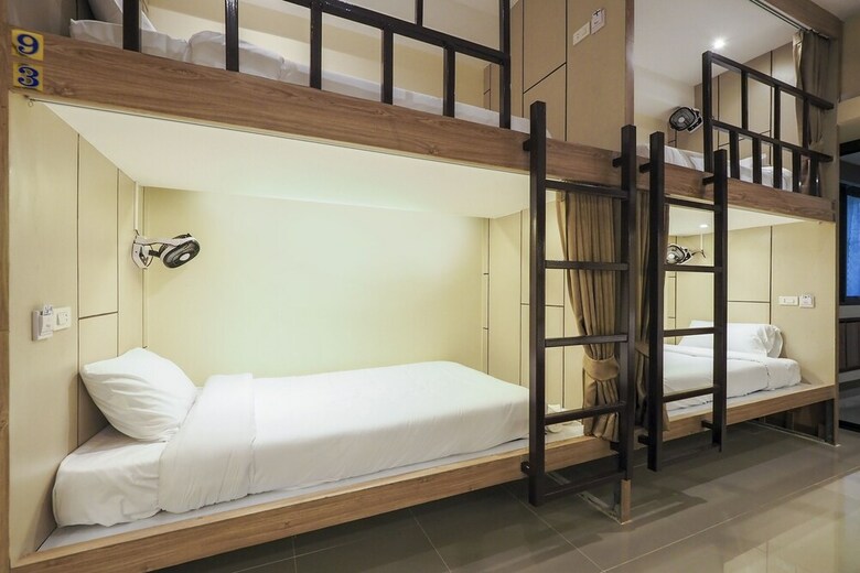 Hostal Oyo 781 Newravan Bangkok