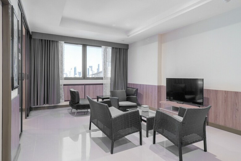 Hostal Oyo 781 Newravan Bangkok
