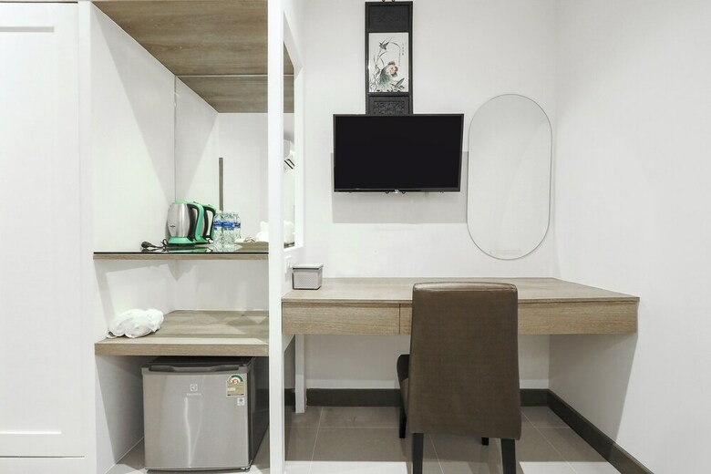 Hostal Oyo 781 Newravan Bangkok
