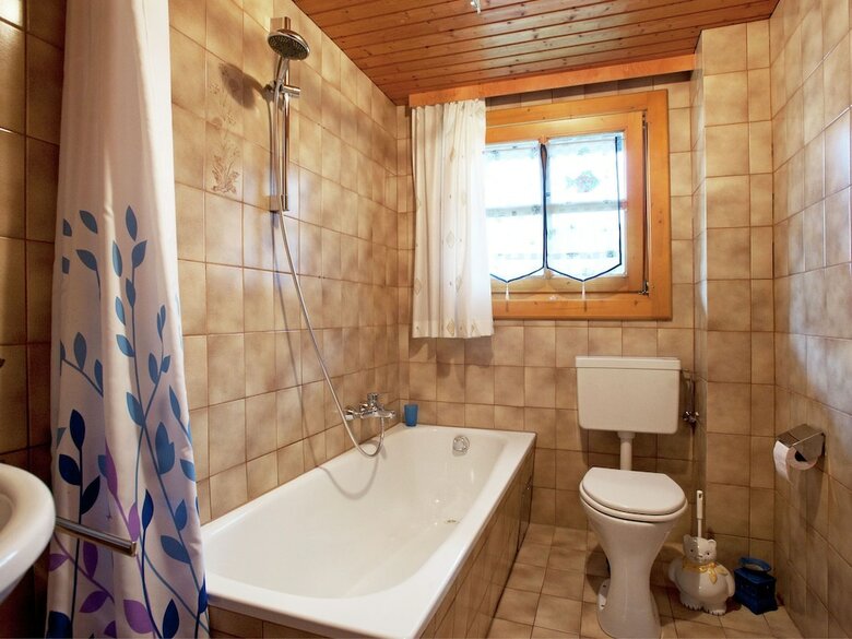 Classy Apartment With Balcony, Heating, Parking, Garden