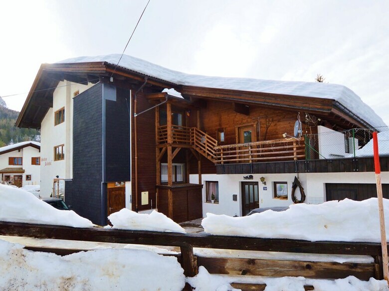 Vintage Apartment In Ehrwald With Roof Terrace