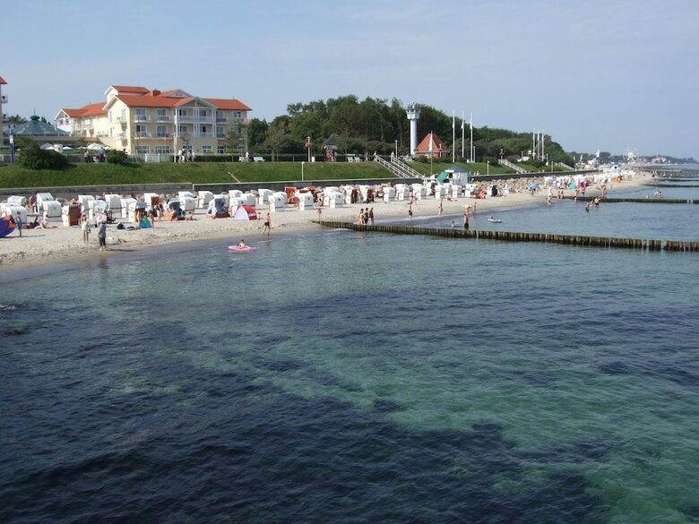 Charming Apartment In K�hlungsborn With Parking