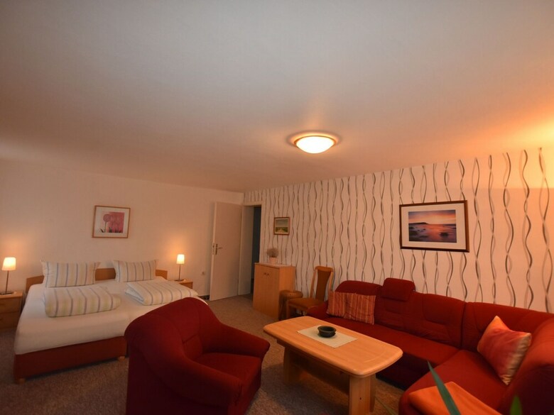 Beautiful Apartment In Kr�pelin Near Sea