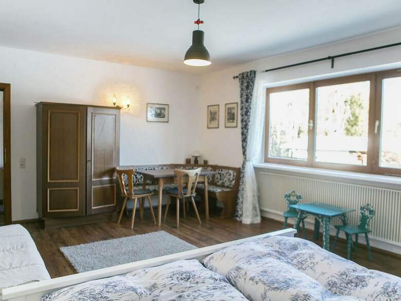 Pleasant Apartment With Sauna, Terrace,garden,darts, Parking