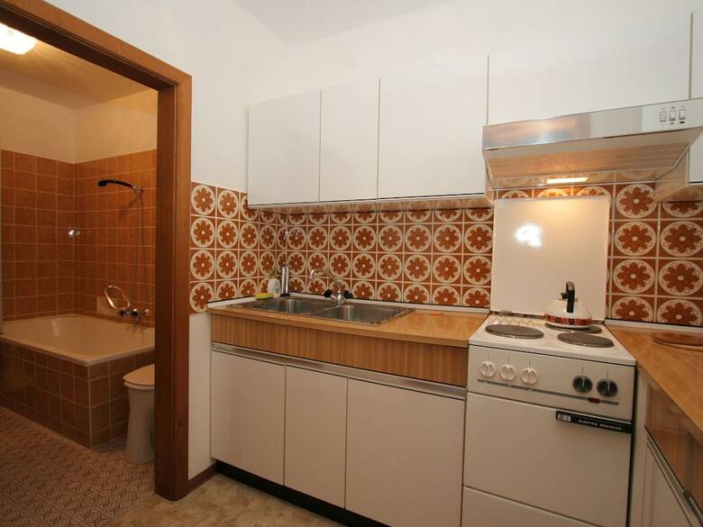 Pleasant Apartment With Sauna, Terrace,garden,darts, Parking