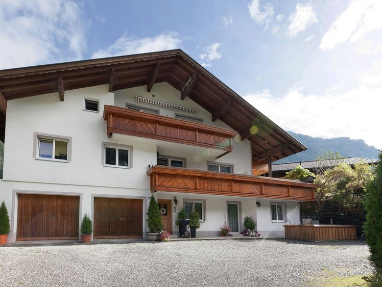 Deluxe Apartment In Sankt Gallenkirch With Mountain View