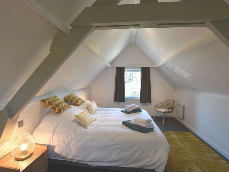 Luxury Villa In Sint-idesbald With Jacuzzi