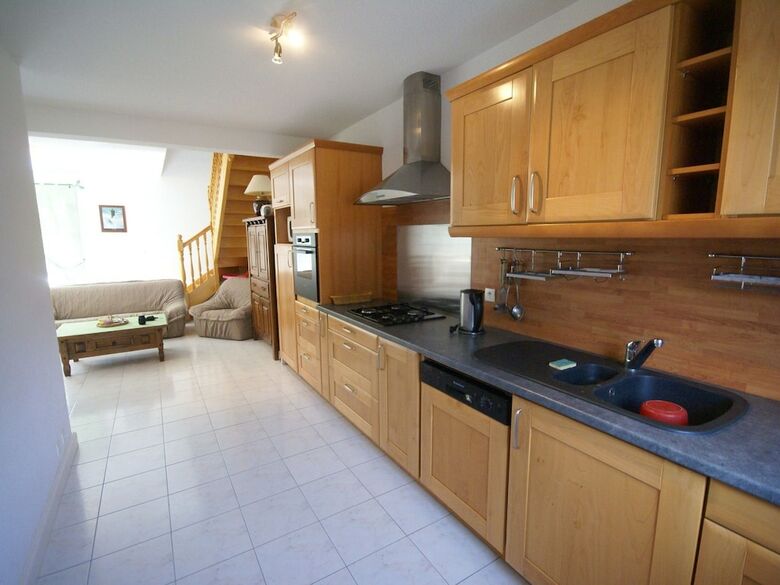 Comfortable Semi-detached Holiday Home 700 M From The Beach In Brittany