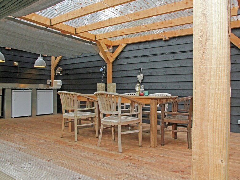Cosy Holiday Home In Loosdrecht With Pool