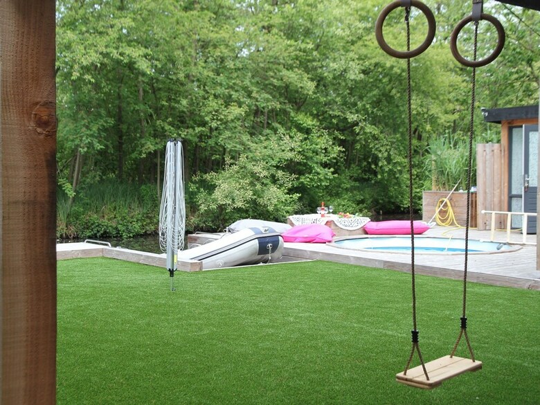 Cosy Holiday Home In Loosdrecht With Pool