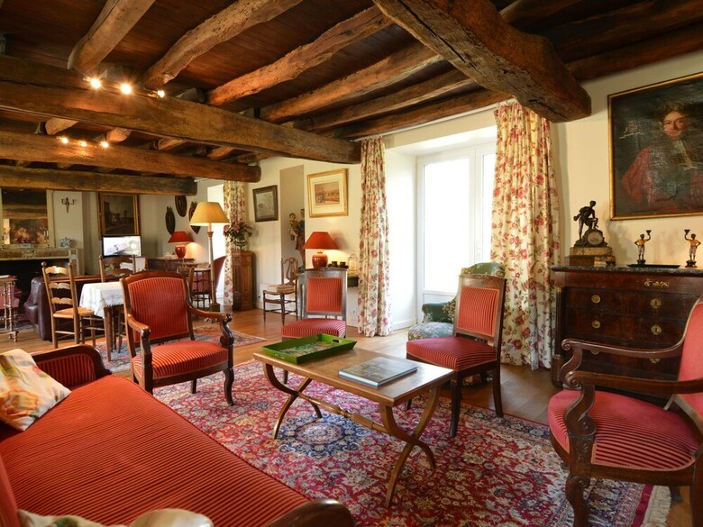 Spacious Holiday Home In Ass�rac With A Fenced Pond