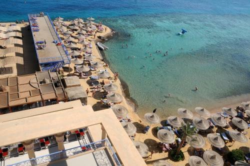 Hotel King Tut Aqua Park Beach Resort