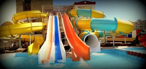 Hotel King Tut Aqua Park Beach Resort