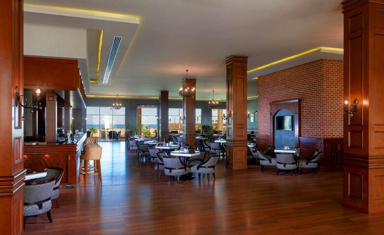 Hotel Sea World Resort (formerly - Aqua Blu Resort)