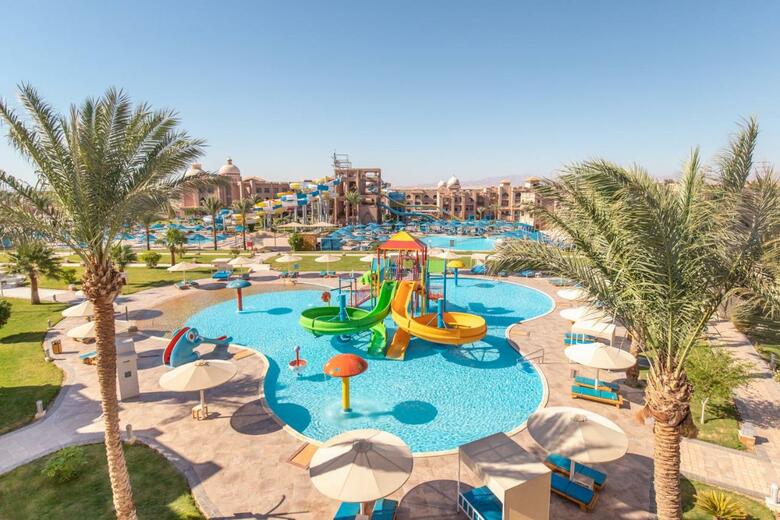 Hotel Sea World Resort (formerly - Aqua Blu Resort)