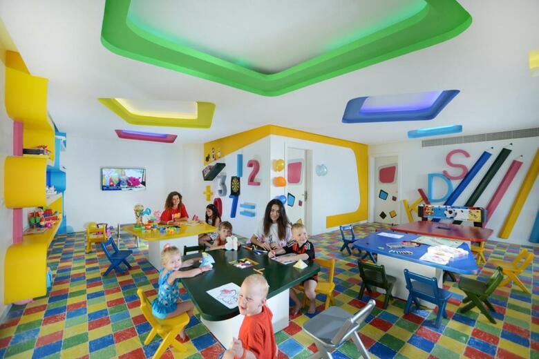 Hotel Sea World Resort (formerly - Aqua Blu Resort)