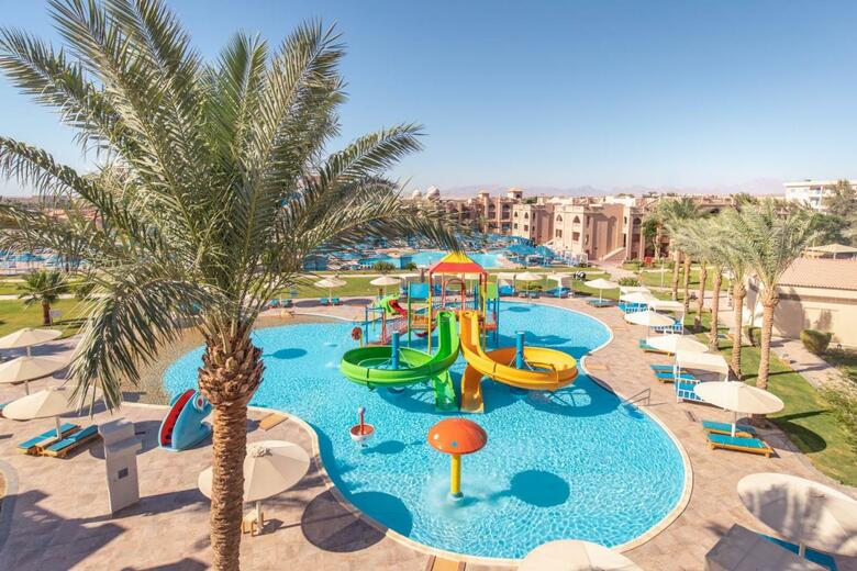 Hotel Sea World Resort (formerly - Aqua Blu Resort)