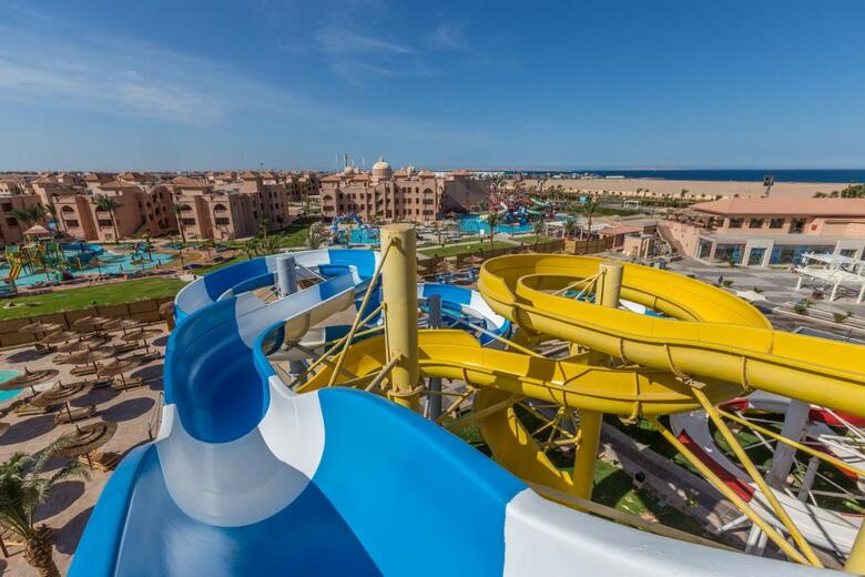 Hotel Sea World Resort (formerly - Aqua Blu Resort)