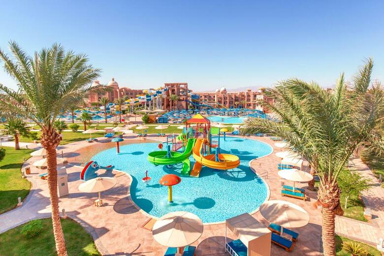 Hotel Sea World Resort (formerly - Aqua Blu Resort)
