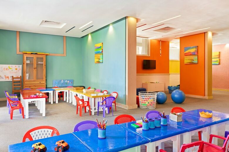 Hotel Sea World Resort (formerly - Aqua Blu Resort)