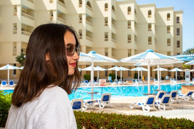 Amc Royal Hotel