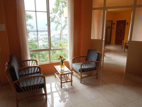 Albergue Hostal Tena �aui