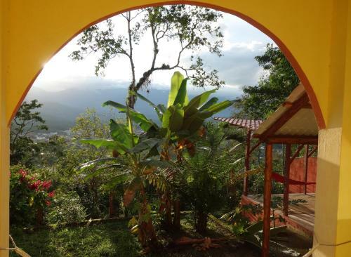 Albergue Hostal Tena �aui