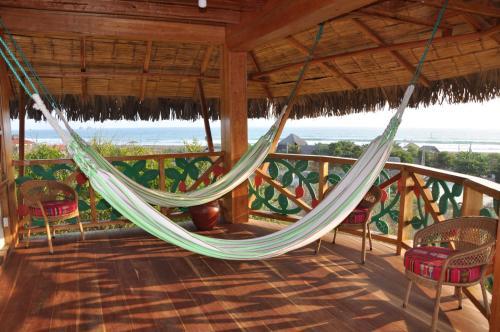 Hotel Azuluna Ecolodge