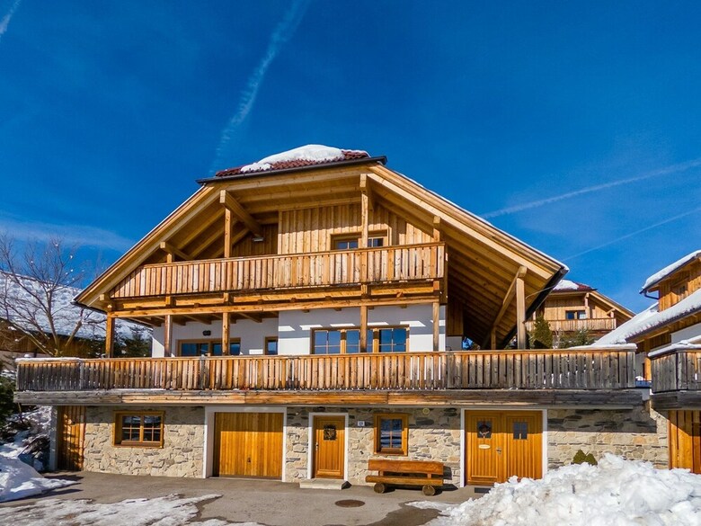 Opulent Chalet In Mauterndorf With Whirlpool & Sauna