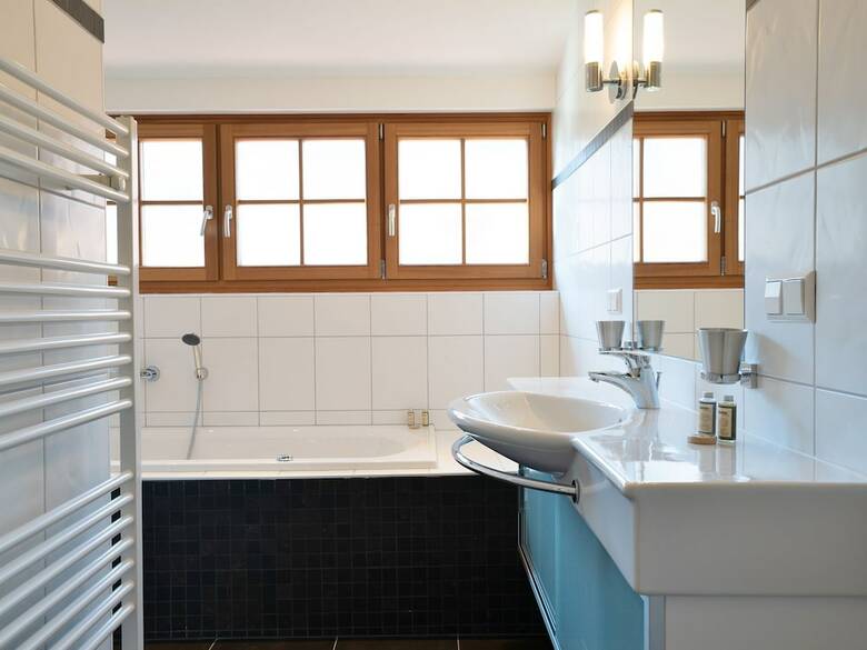 Opulent Chalet In Mauterndorf With Whirlpool & Sauna