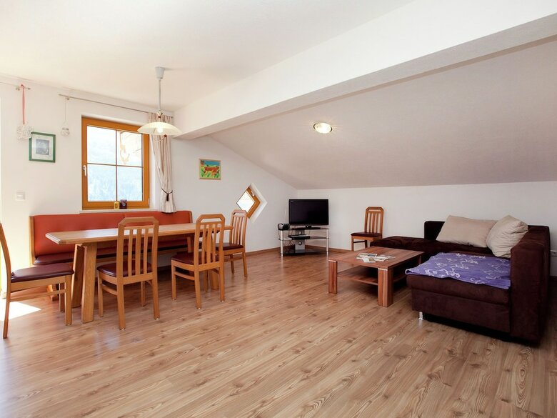 Spacious Villa With Sauna In Mittersill