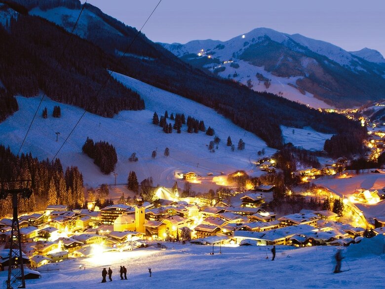 Spacious Apartment In Saalbach-hinterglemm Near Ski Area