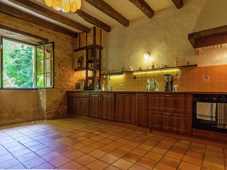 Spacious Farmhouse With Private Heated Pool In A Rustic Garden