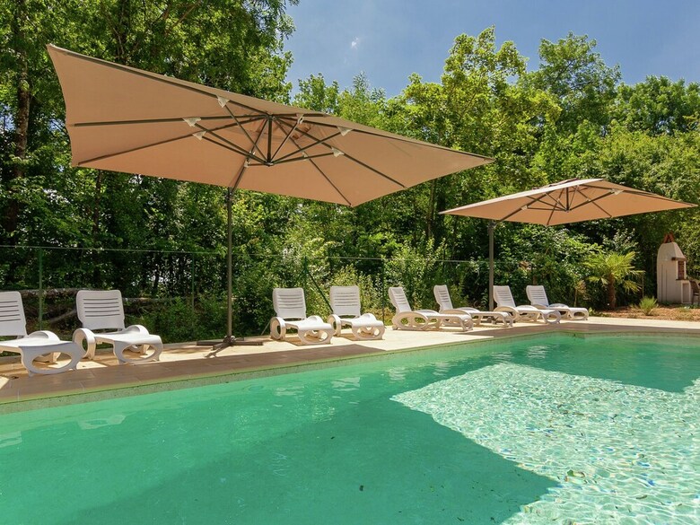 Spacious Farmhouse With Private Heated Pool In A Rustic Garden